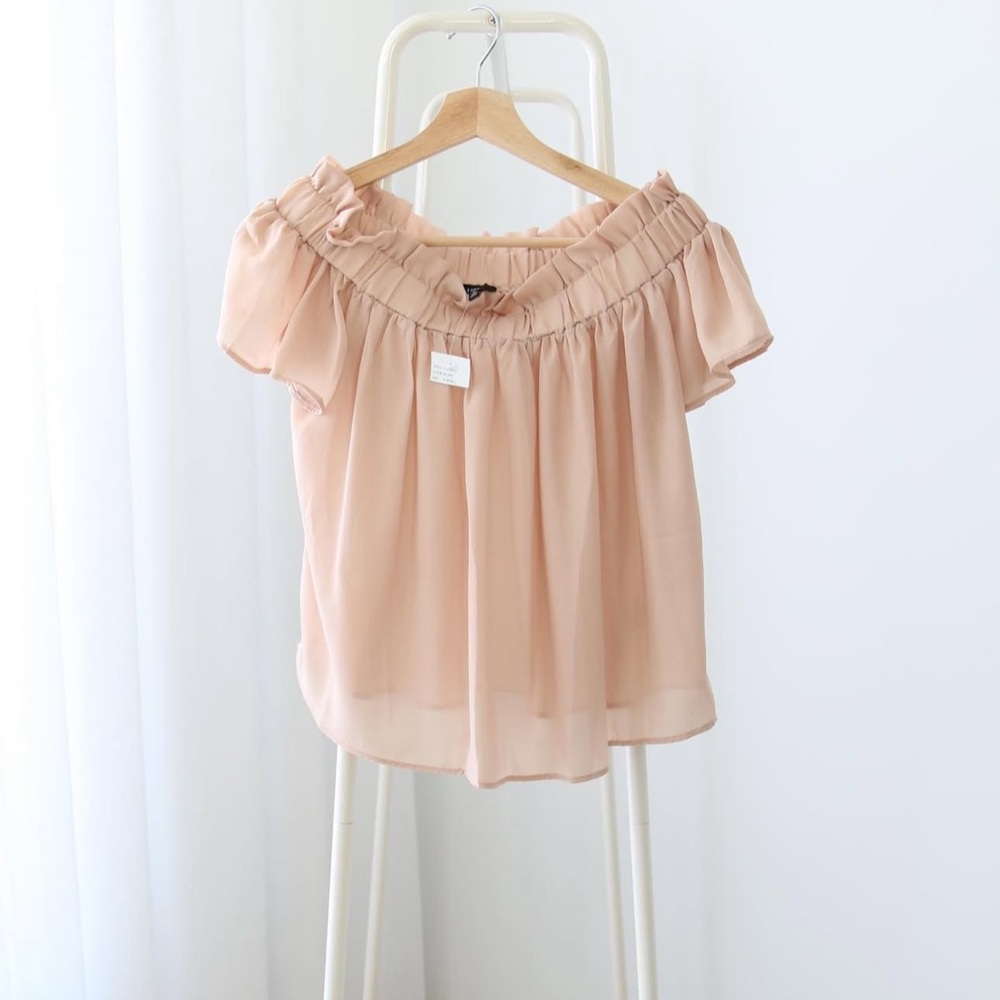 NWT Lucca Couture Off Shoulder Blouse - Size XS